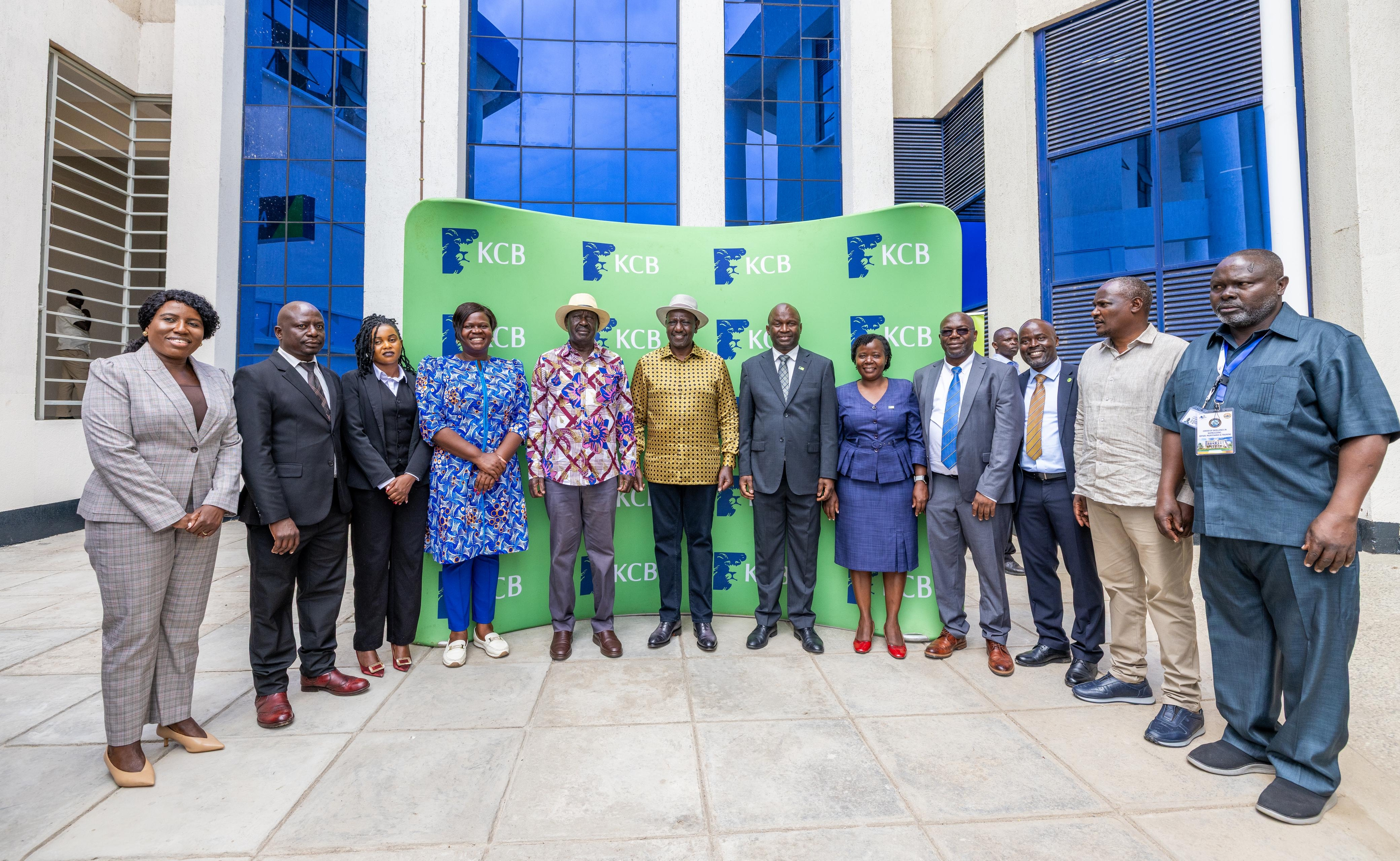 [PHOTOS] Ruto openes KCB branch at Tom Mboya University in Homa Bay