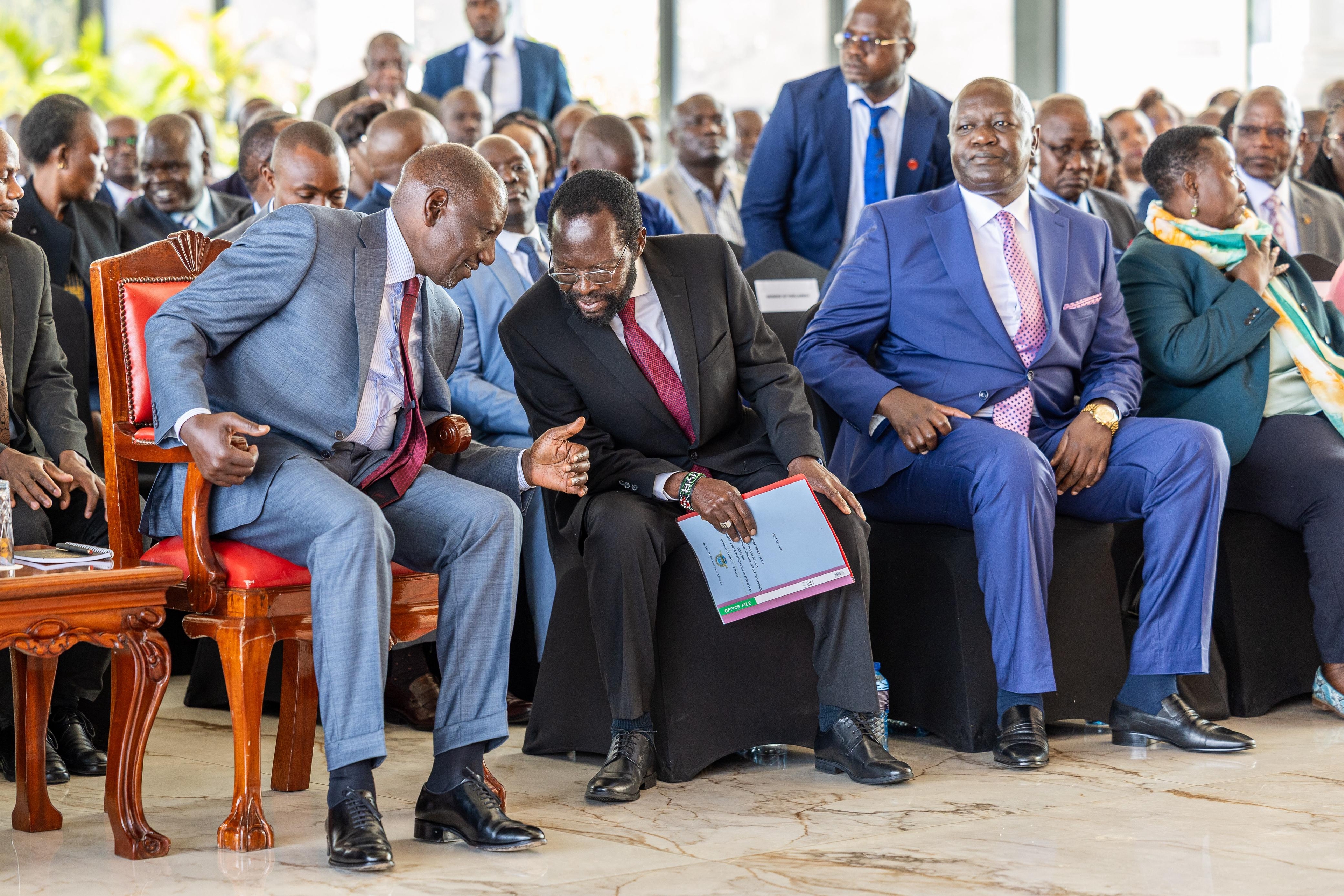 Ruto hosts Kisumu leaders at State House