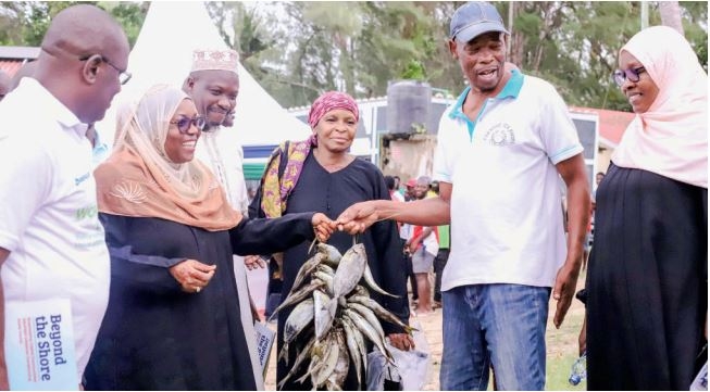 Kwale distributes 13 fiberglass boats to fishermen and seaweed farmers