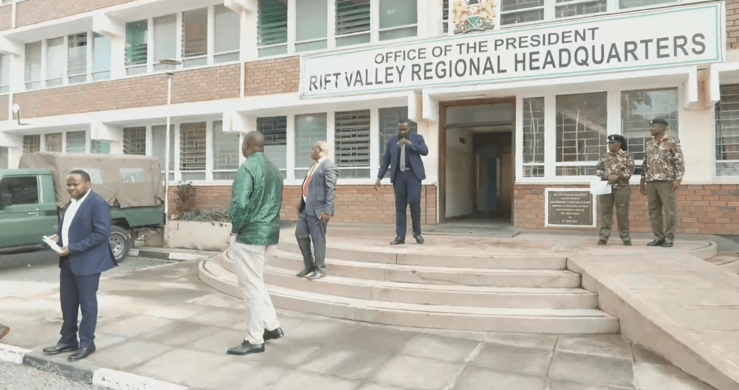 Staff locked out as CS Ruku makes impromptu visit