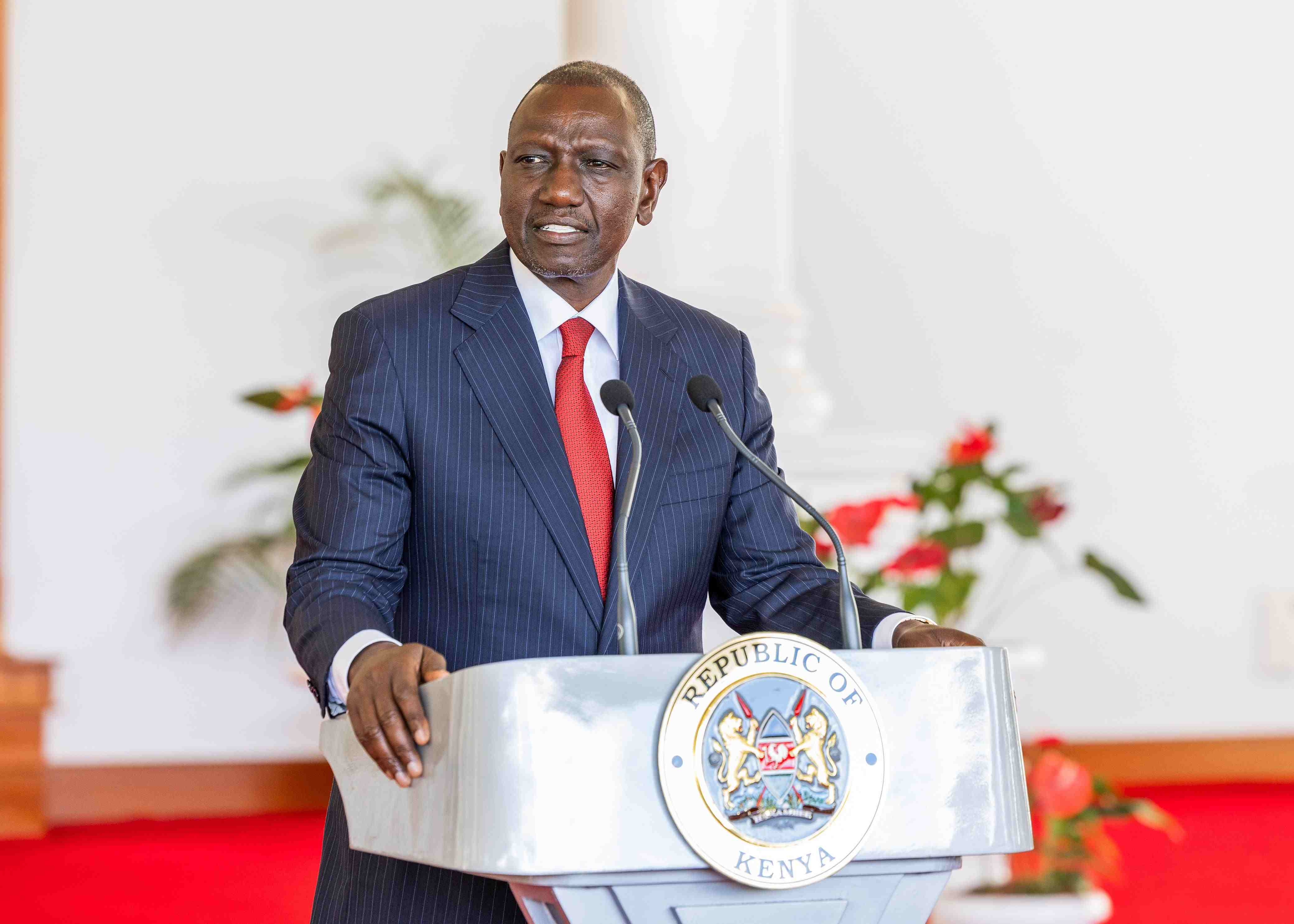 Apologise, revoke shoot-protesters order, Ruto told