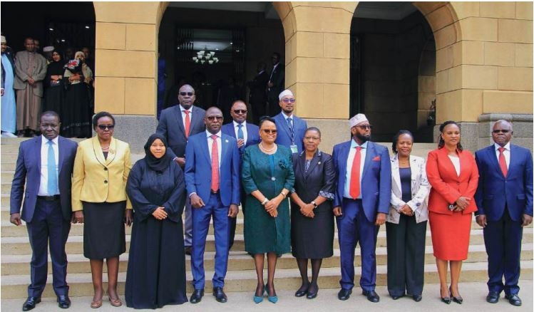 High stakes and deep mistrust as IEBC team begins work