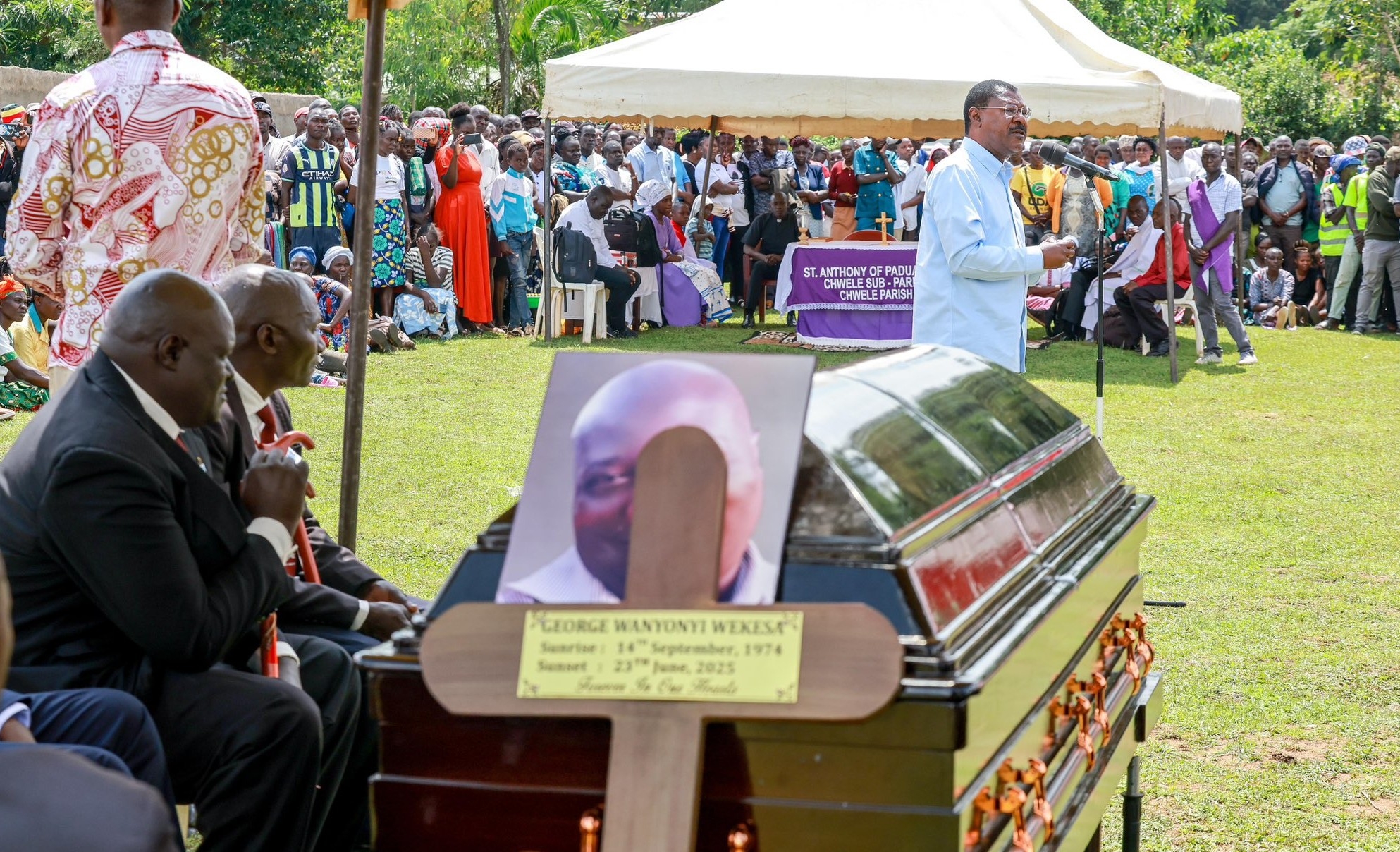 Wetang’ula leads tributes as renowned Bungoma businessman buried