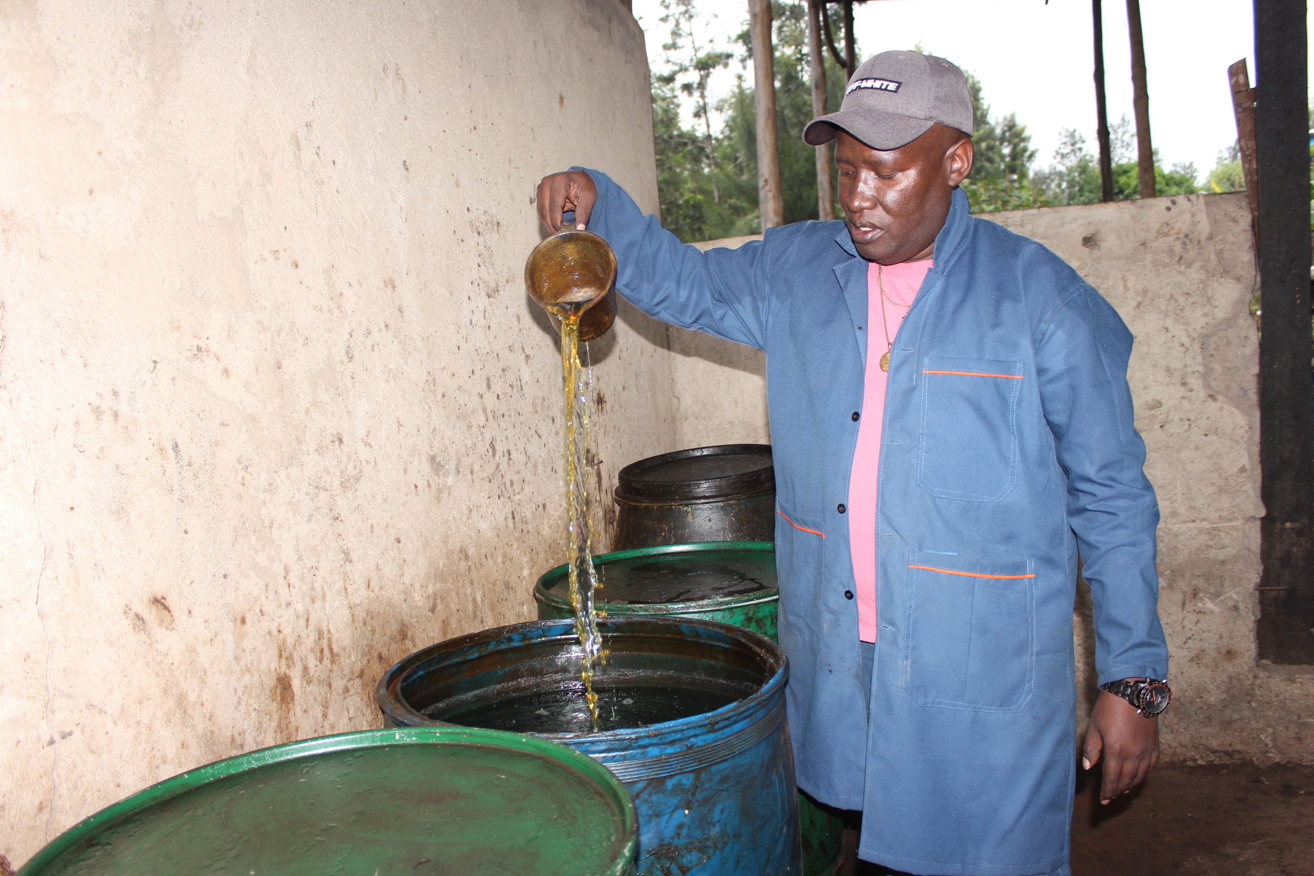 Engineer recycles plastic waste into fuel to tackle pollution, energy crisis