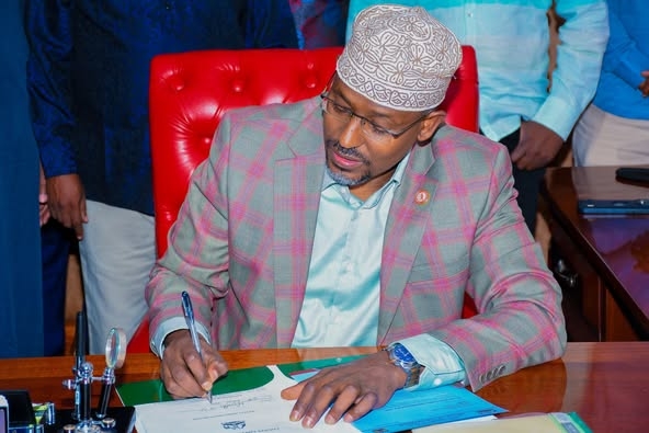 Governor Abdullahi assents to county appropriation Bill