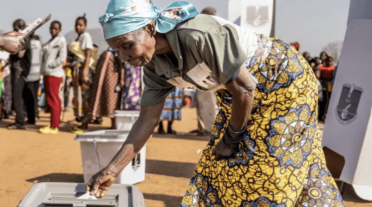 Malawi police arrest eight for alleged election fraud