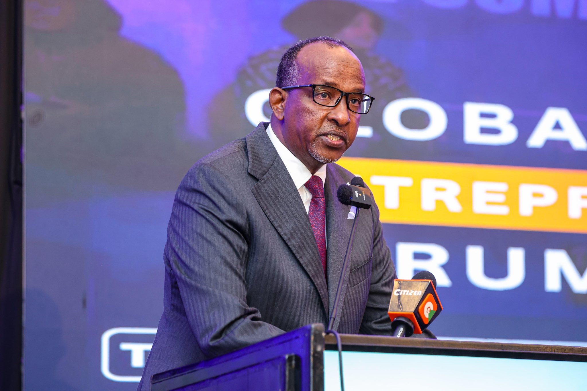 Duale to critics: Discuss substance not personalities