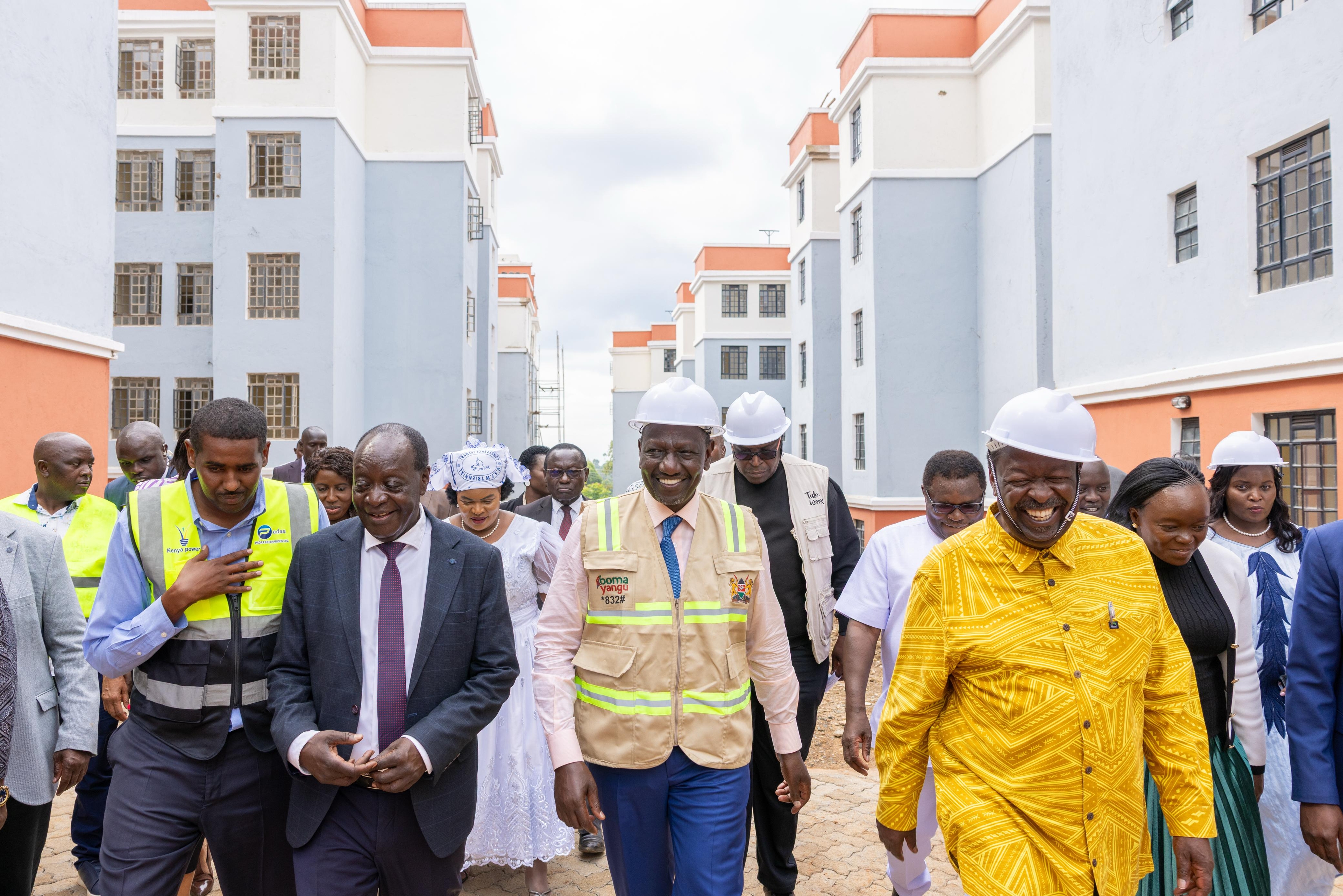 [PHOTOS] Ruto applauds near-completion of 220-unit Vihiga Housing Project