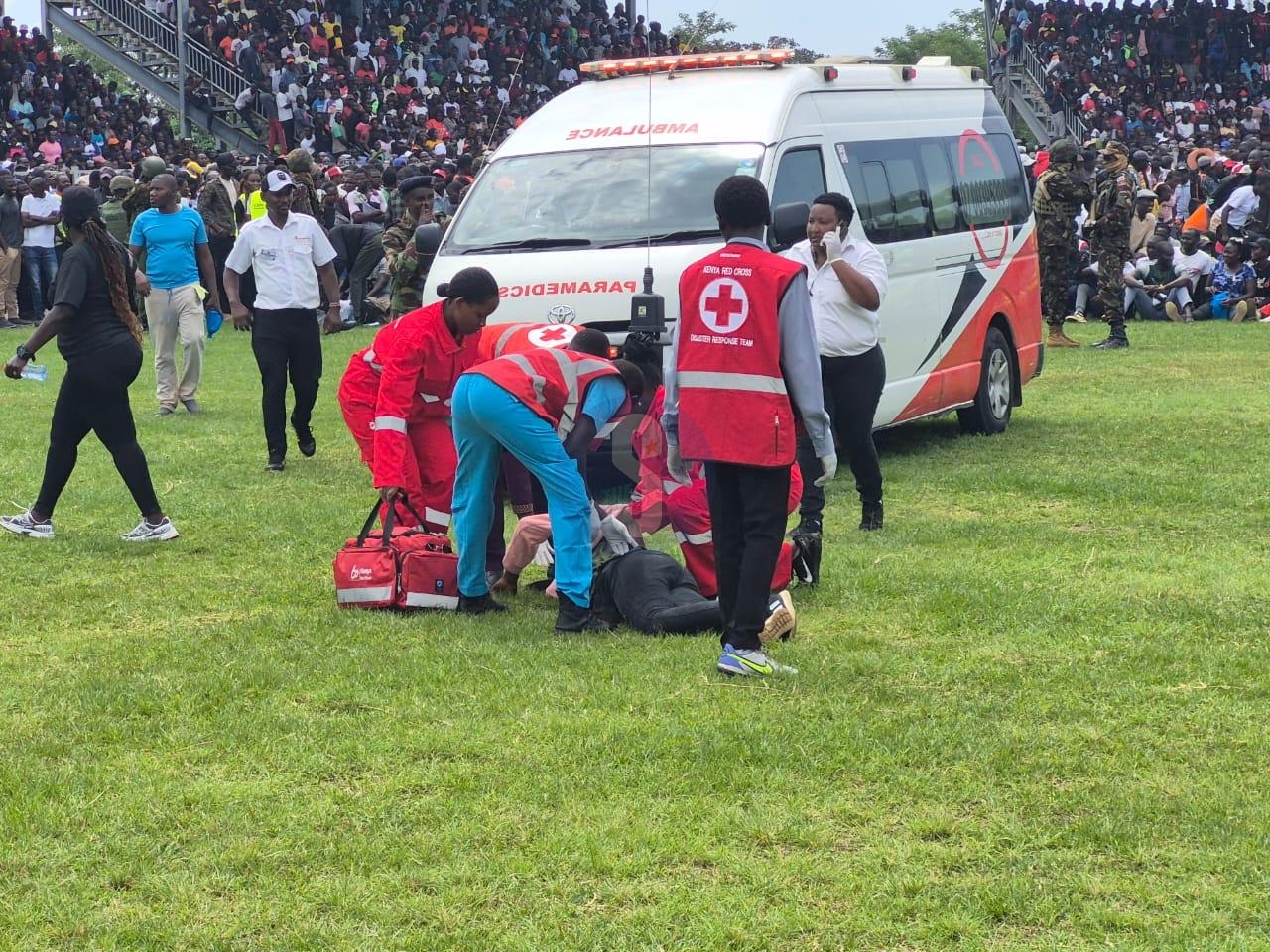 Police struggle to control surging crowd as Raila’s body viewing underway