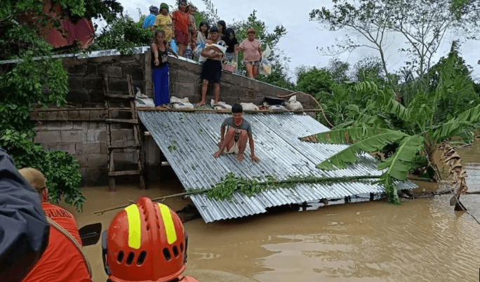 More than 20 dead in Philippine tropical storm