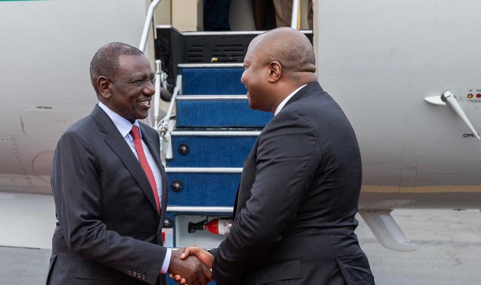 [PHOTOS] Ruto arrives in Burundi for COMESA meet