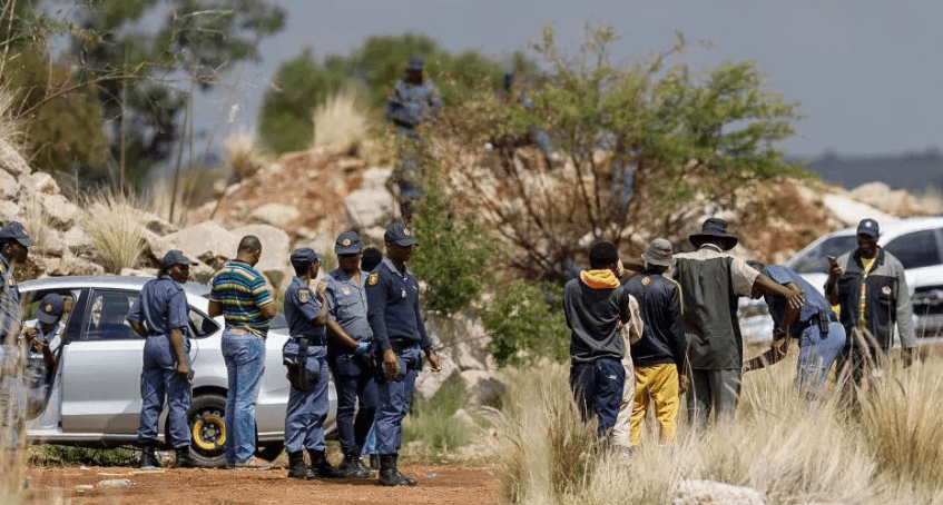 South Africa cuts supplies to thousands of illegal miners hiding underground