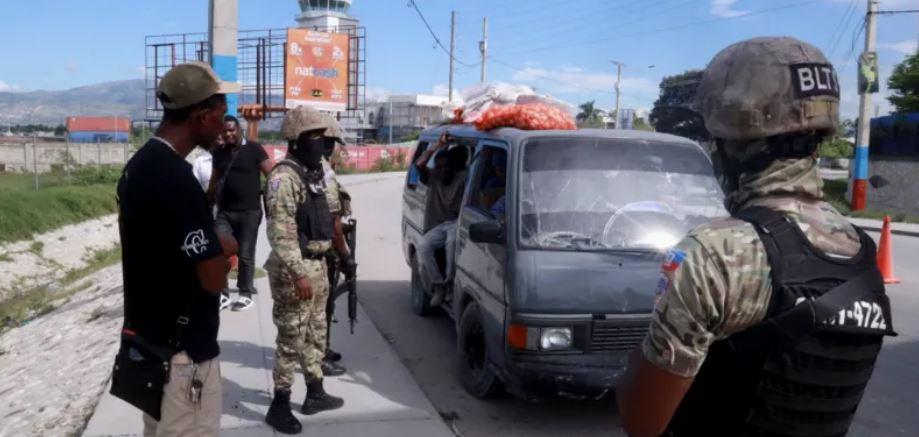 Ambulance patients killed in Haiti attack, NGO says