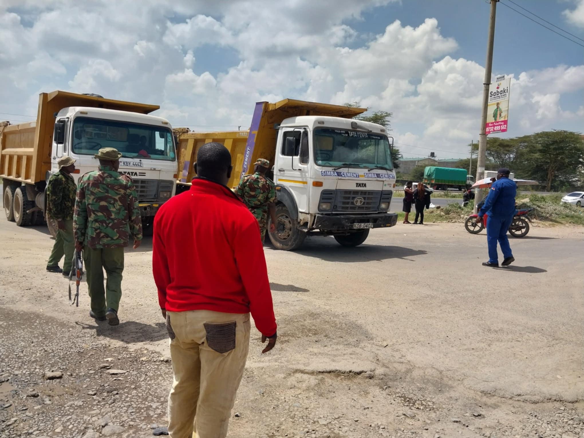 Transport paralysed as bodaboda operators barricade Machakos Road