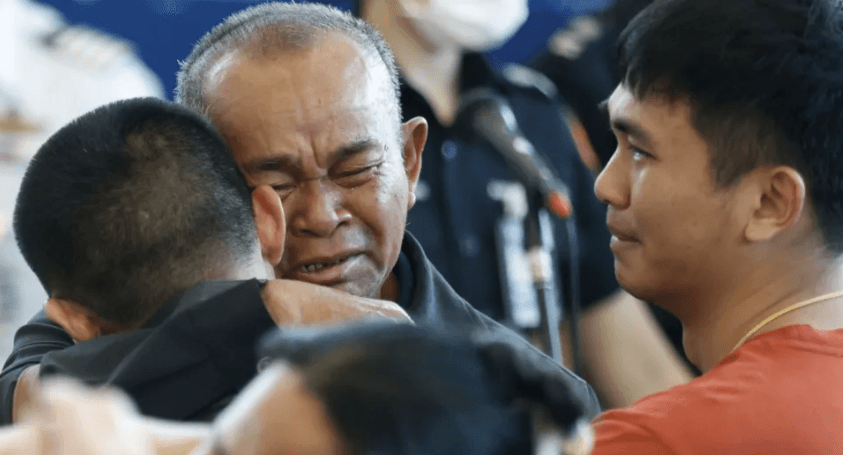 Tears of joy as freed Thai hostages arrive home