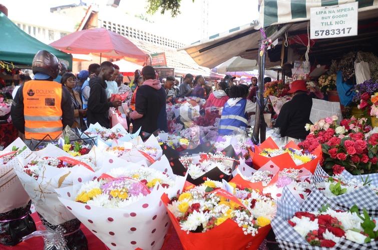 [PHOTOS] Roses, lilies as Kenyans celebrate Valentine's Day