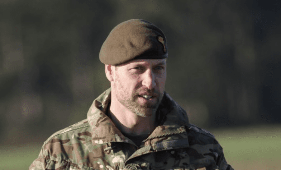 William visiting UK troops on Estonia–Russia border