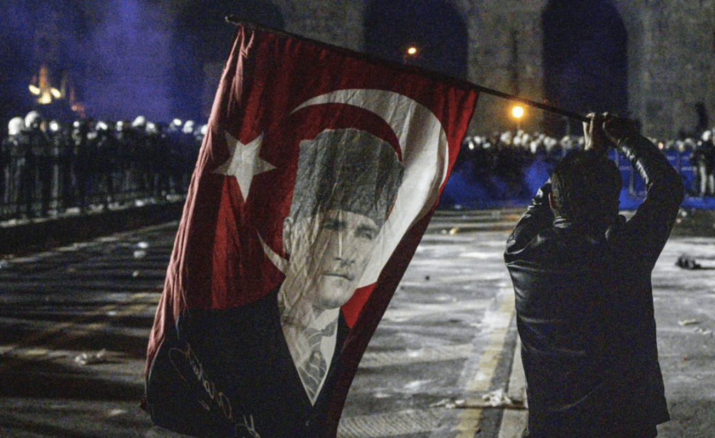 Why are thousands of people protesting in Turkey?