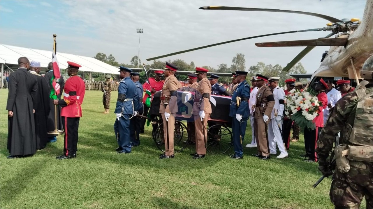 Military-led march ushers Raila’s body at Mamboleo