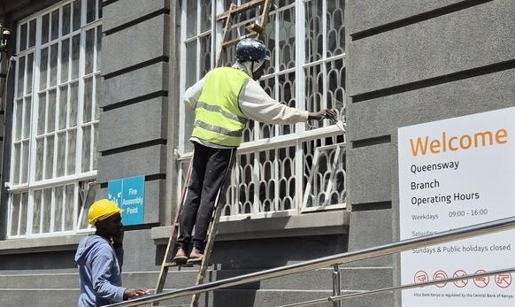 City Hall to launch crackdown on unpainted buildings